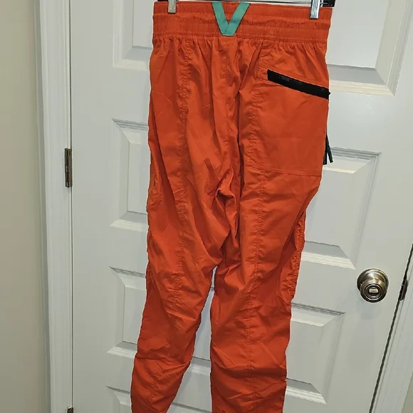REI + Outdoor Afro  Cargo Pants (10) - Picture 7 of 10